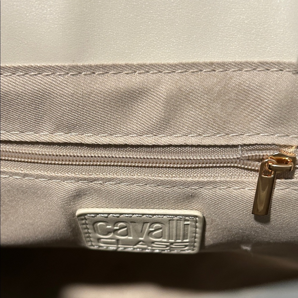 Cavalli Class Tatiana White Top Handle Satchel Crossbody NWT Large - Picture 5 of 12